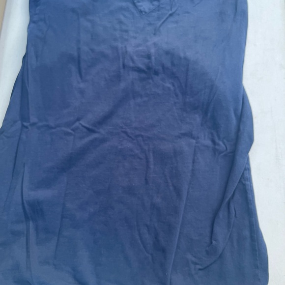 tommy hilfiger navy tee - Picture 2 of 3